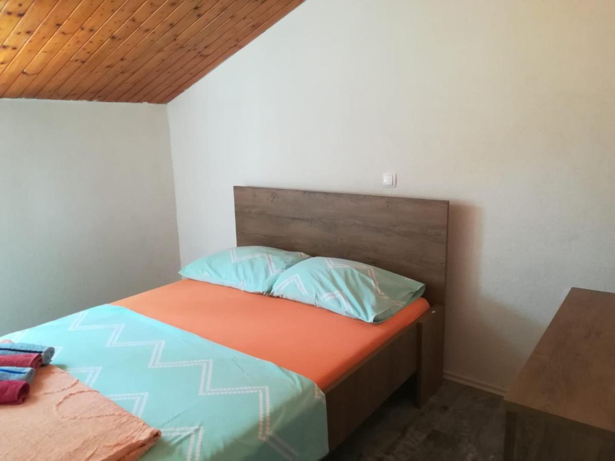 Apartmani Radic Rg Rogoznica  Esterno foto