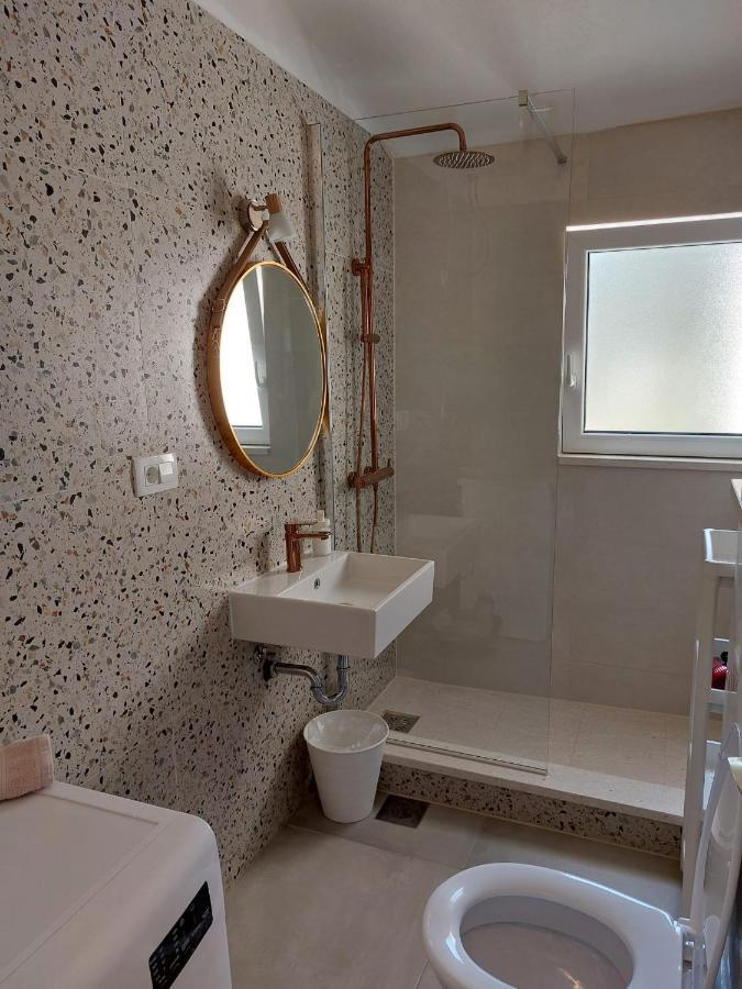 Apartmani Radic Rg Rogoznica  Esterno foto