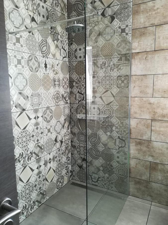Apartmani Radic Rg Rogoznica  Esterno foto