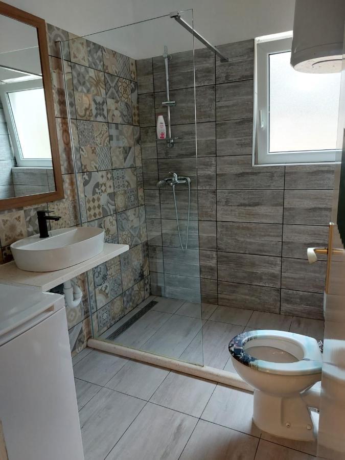 Apartmani Radic Rg Rogoznica  Esterno foto
