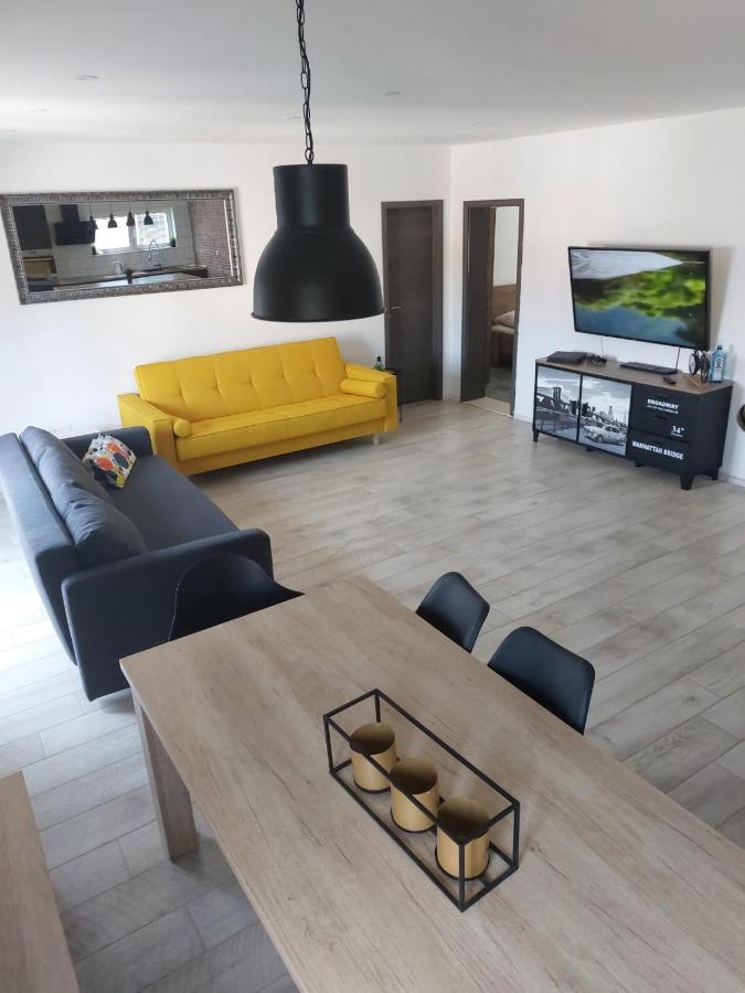 Apartmani Radic Rg Rogoznica  Esterno foto