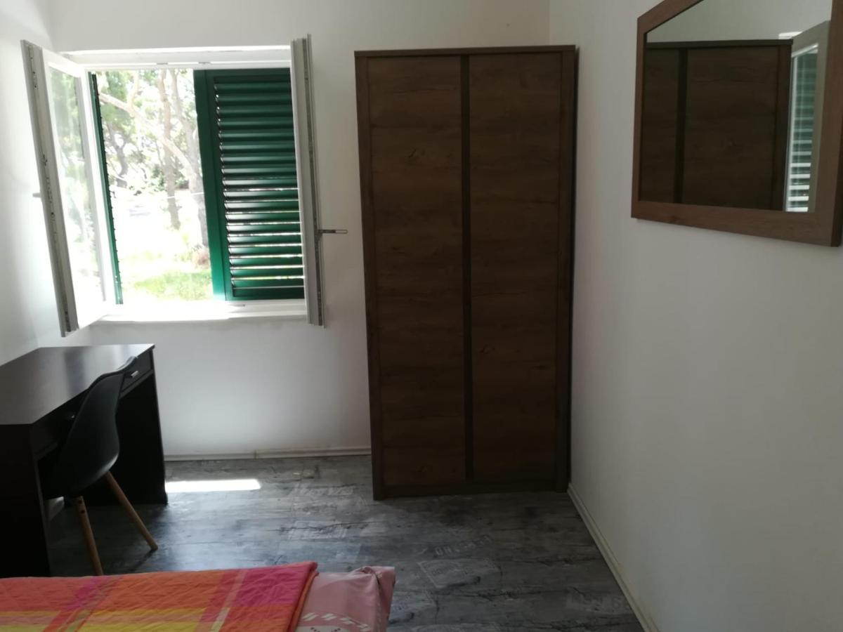 Apartmani Radic Rg Rogoznica  Esterno foto