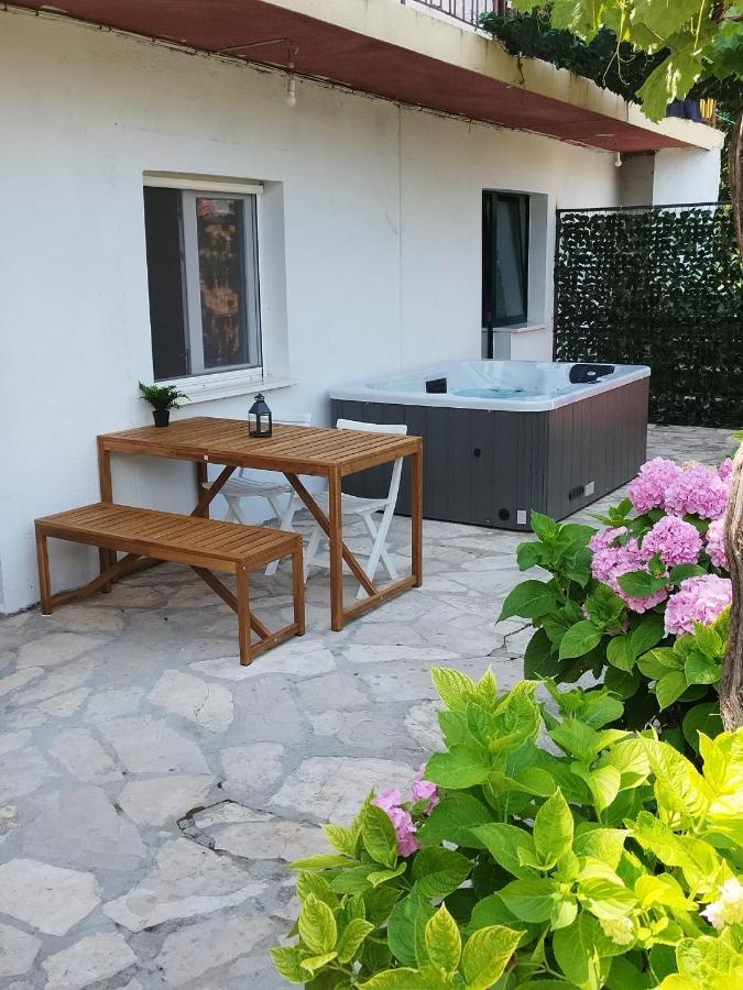 Apartmani Radic Rg Rogoznica  Esterno foto